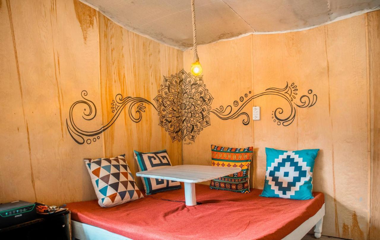 Young Monk Hostel & Cafe Old Manali Экстерьер фото